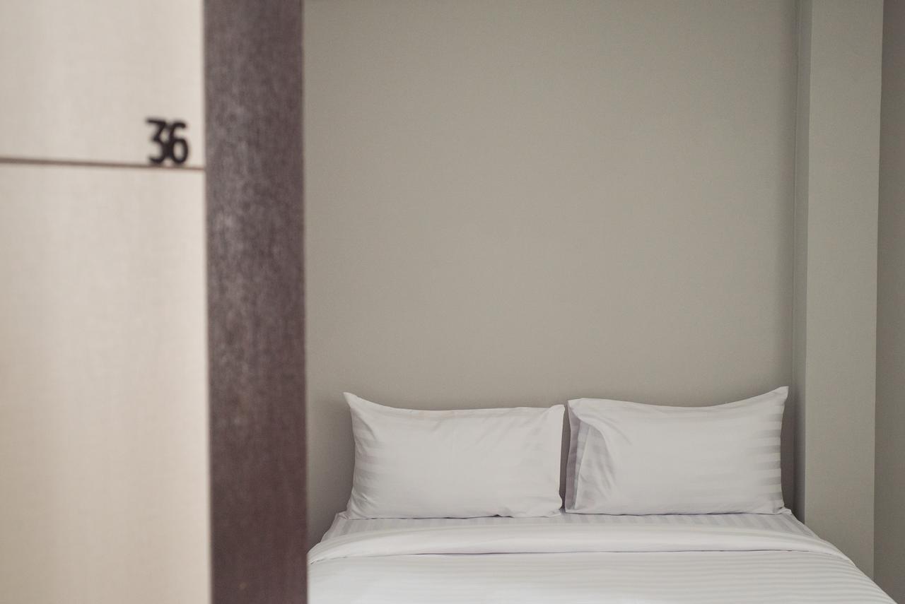 S44Room Bangkok Exteriör bild