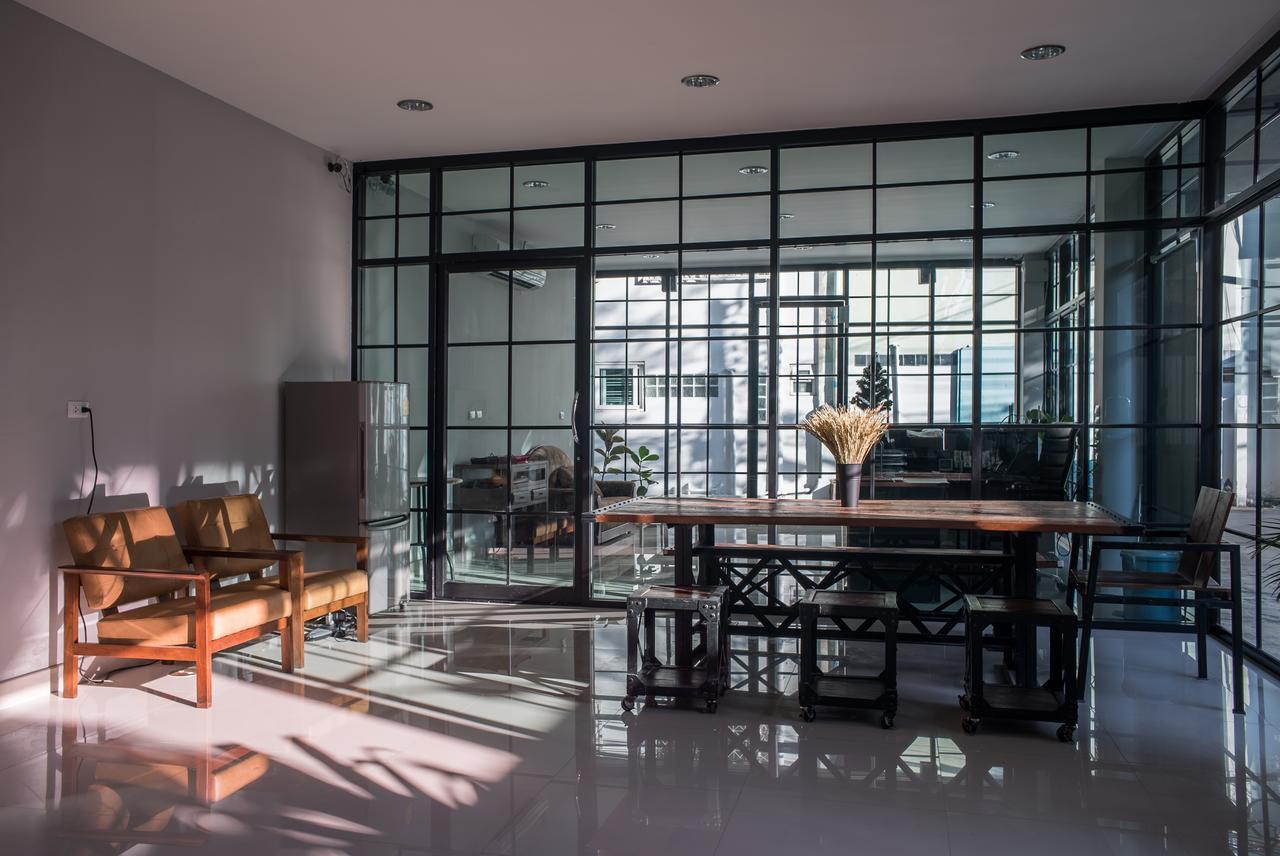 S44Room Bangkok Exteriör bild