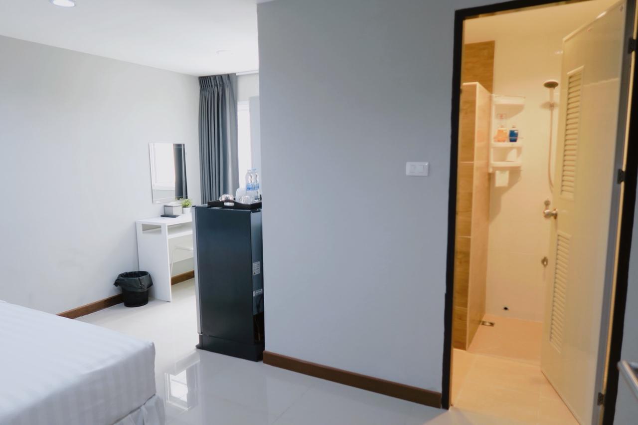 S44Room Bangkok Exteriör bild